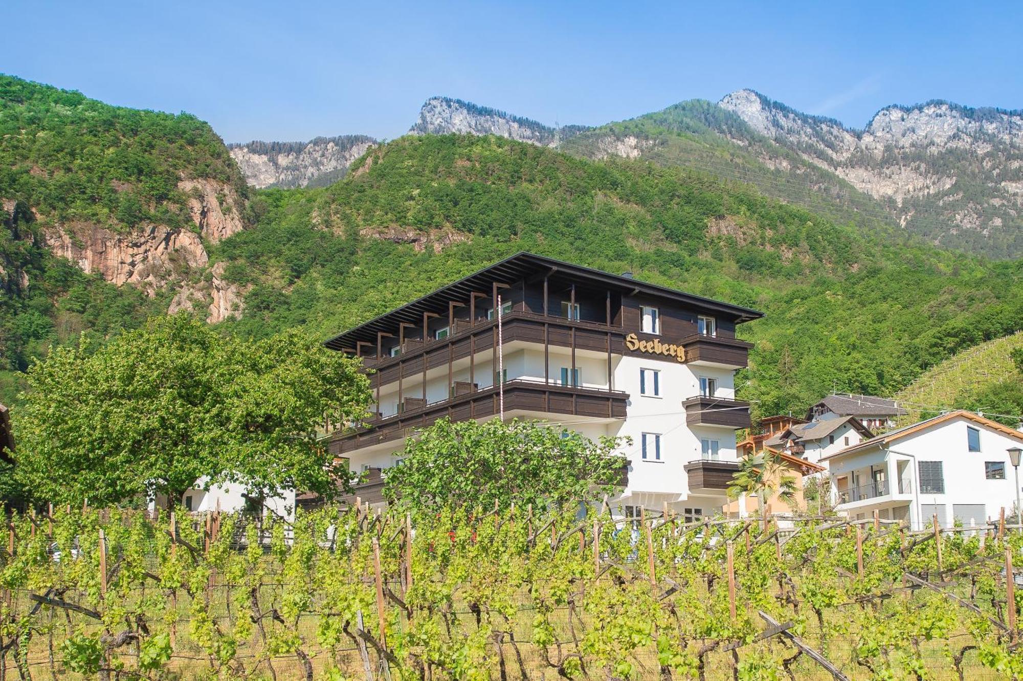 Seeberg Garni Hotel Калдаро Екстериор снимка
