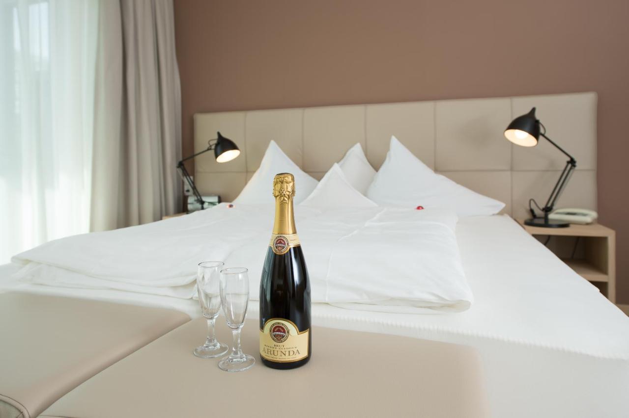 Seeberg Garni Hotel Калдаро Екстериор снимка